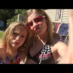 Meet your Posher, Amber